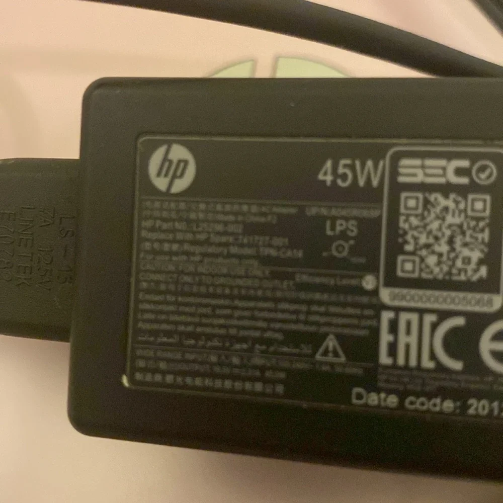 HP GOLD 14 inc COMPUTER .